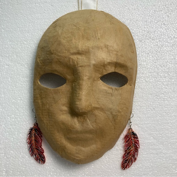 Feather-Shaped Earrings: Handcrafted, Hand-Painted, and Perfect for Fall - Picture 4 of 8